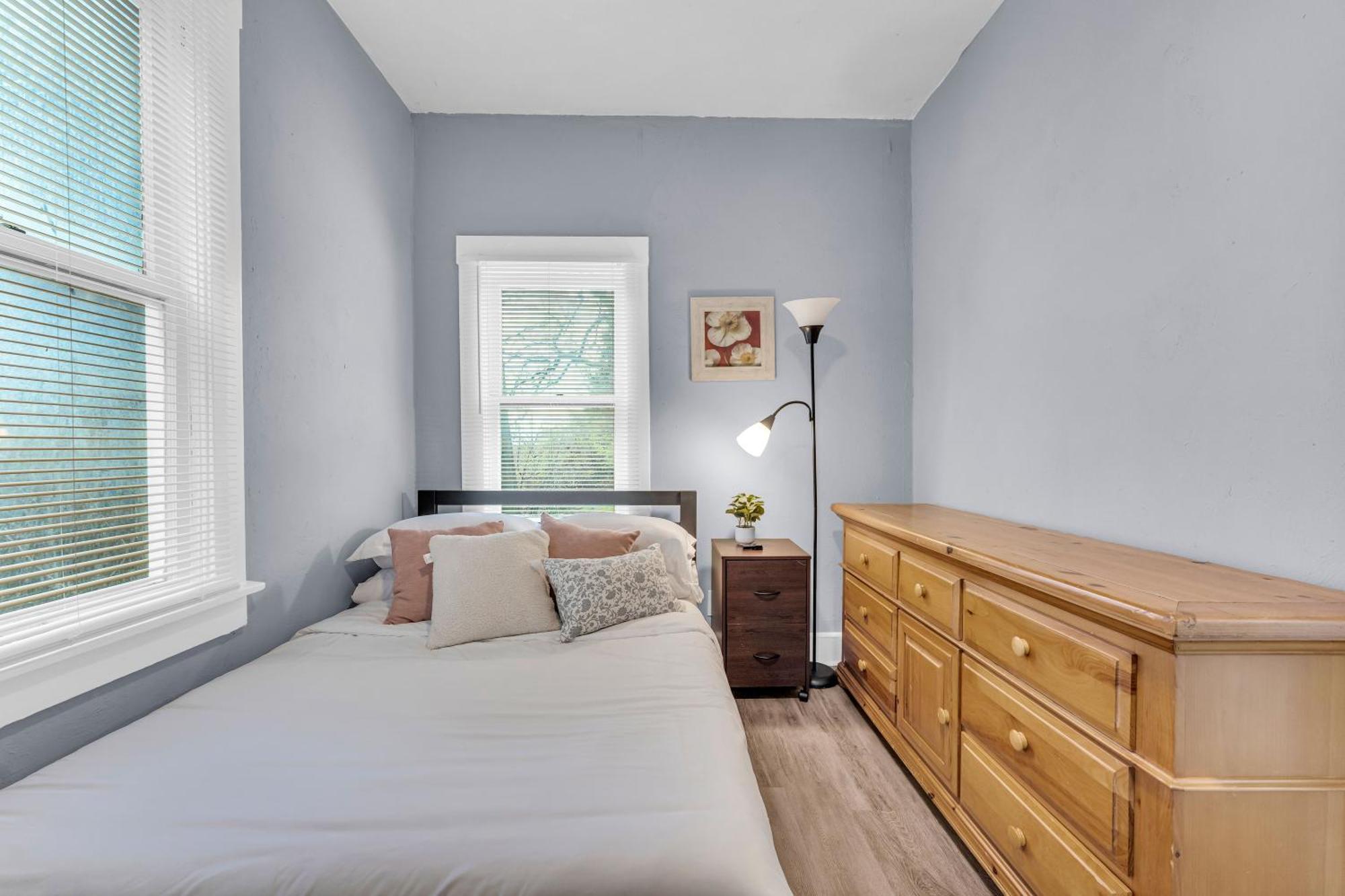 Historic Cozy Haven In Little Italy Leilighet Cleveland Eksteriør bilde
